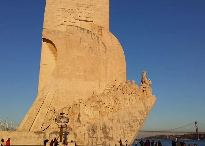 Feels - Gardens&river